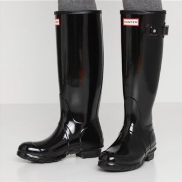 Hunter Black Original Tall Gloss Rain Boots - Picture 1 of 13